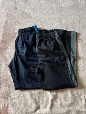 Nike/Under Armour Kids Black Sweatpants Joggers